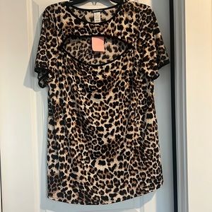Cheetah Print Keyhole Shirt